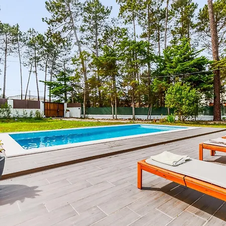 Manas Holiday home Corroios